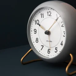 Arne Jacobsen Station Bordur Ø11 cm grå/hvid | Køb her