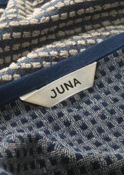 JUNA Check Håndklæde 50x100 cm mørk blå/sand | Køb her