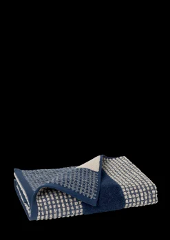 JUNA Check Håndklæde 70x140 cm mørk blå/sand | Køb her