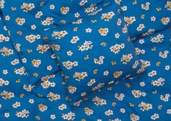 JUNA Grand Pleasantly Sengetøj 140x200 cm blå DK | Køb her