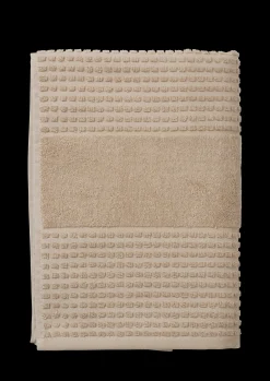 JUNA Håndklæde 70x140 cm i sand fra serien Check | Køb her