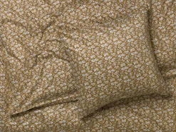 JUNA Pleasantly Sengetøj 140x200 cm sennep DK | Køb her