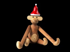 Kay Bojesen Nissehue mellem i rød fra serien Figurines