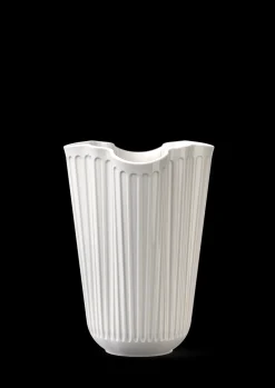 Kähler Unfold Vase H20.5 cm i hvid fra serien Hammershøi